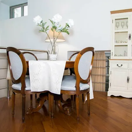 Maison Capris Holiday home *